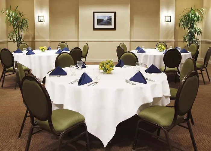 Sheraton Worthington Hotel 4*