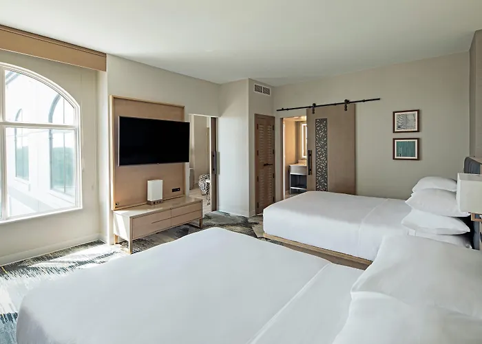 Sheraton Worthington 4* Columbus
