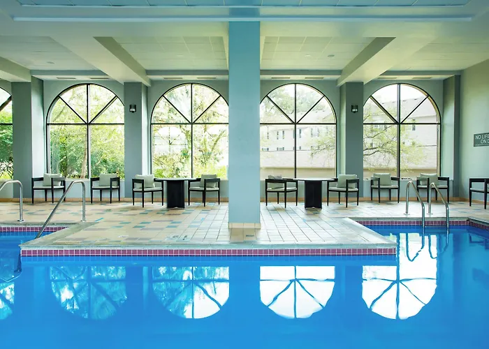 Sheraton Worthington Hotel 4*
