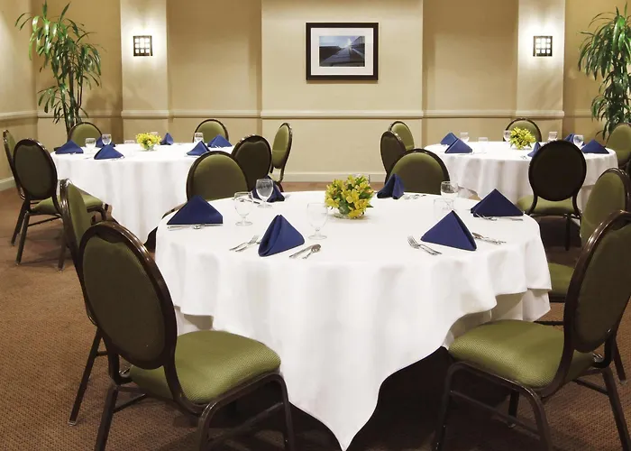 Sheraton Worthington Hotel 4*