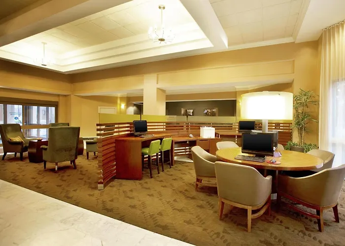 Sheraton Worthington 4*