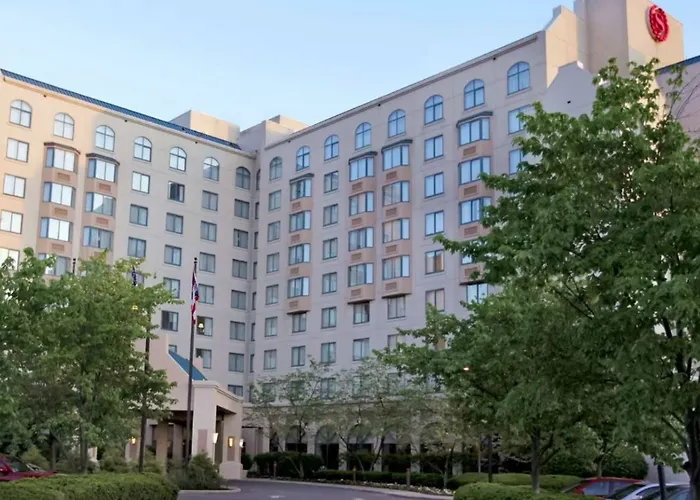 Sheraton Worthington Hotel 4*